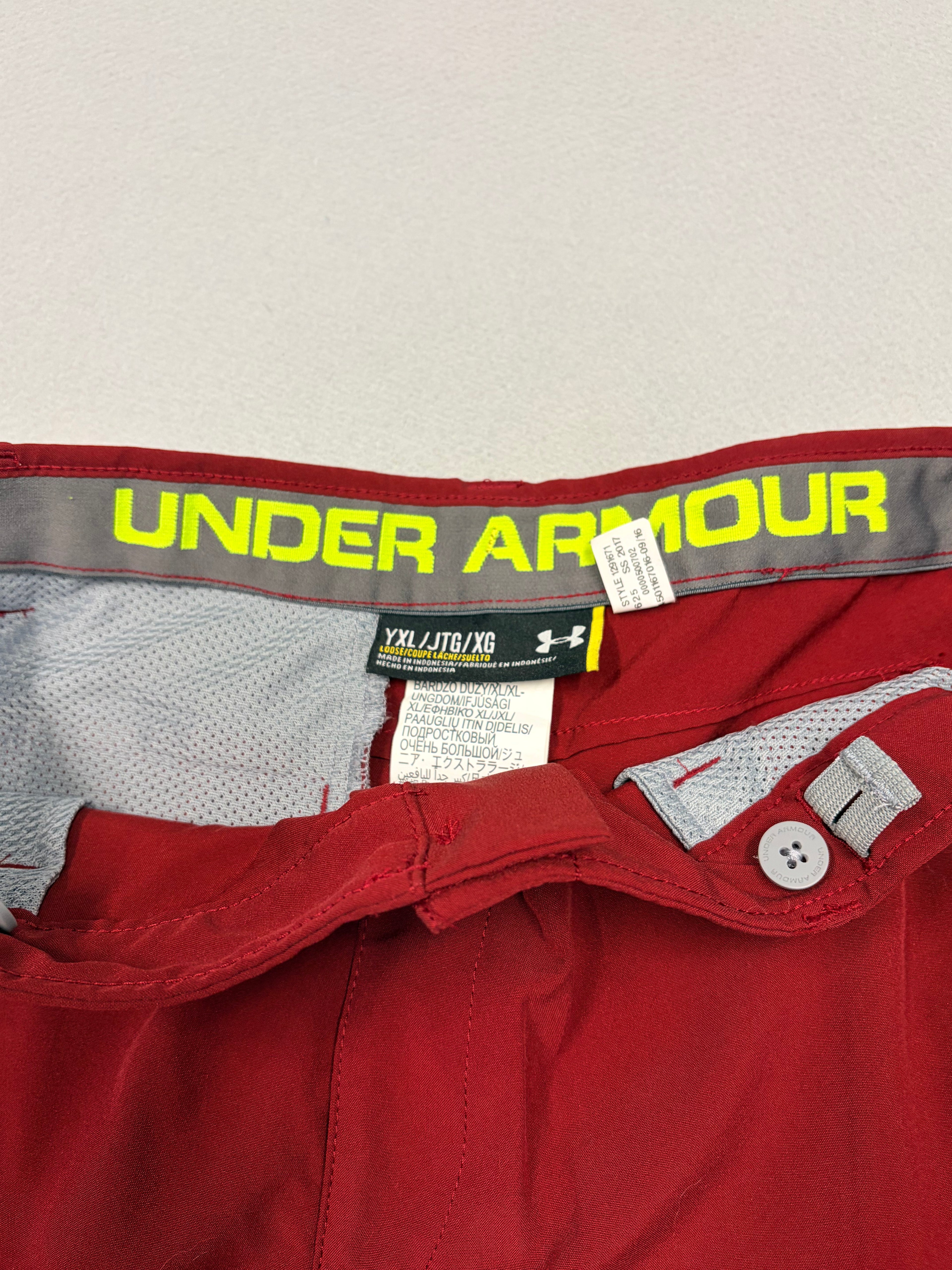 Under Armour Drive Tapered Golf Shorts Red YXL/JTG/XG