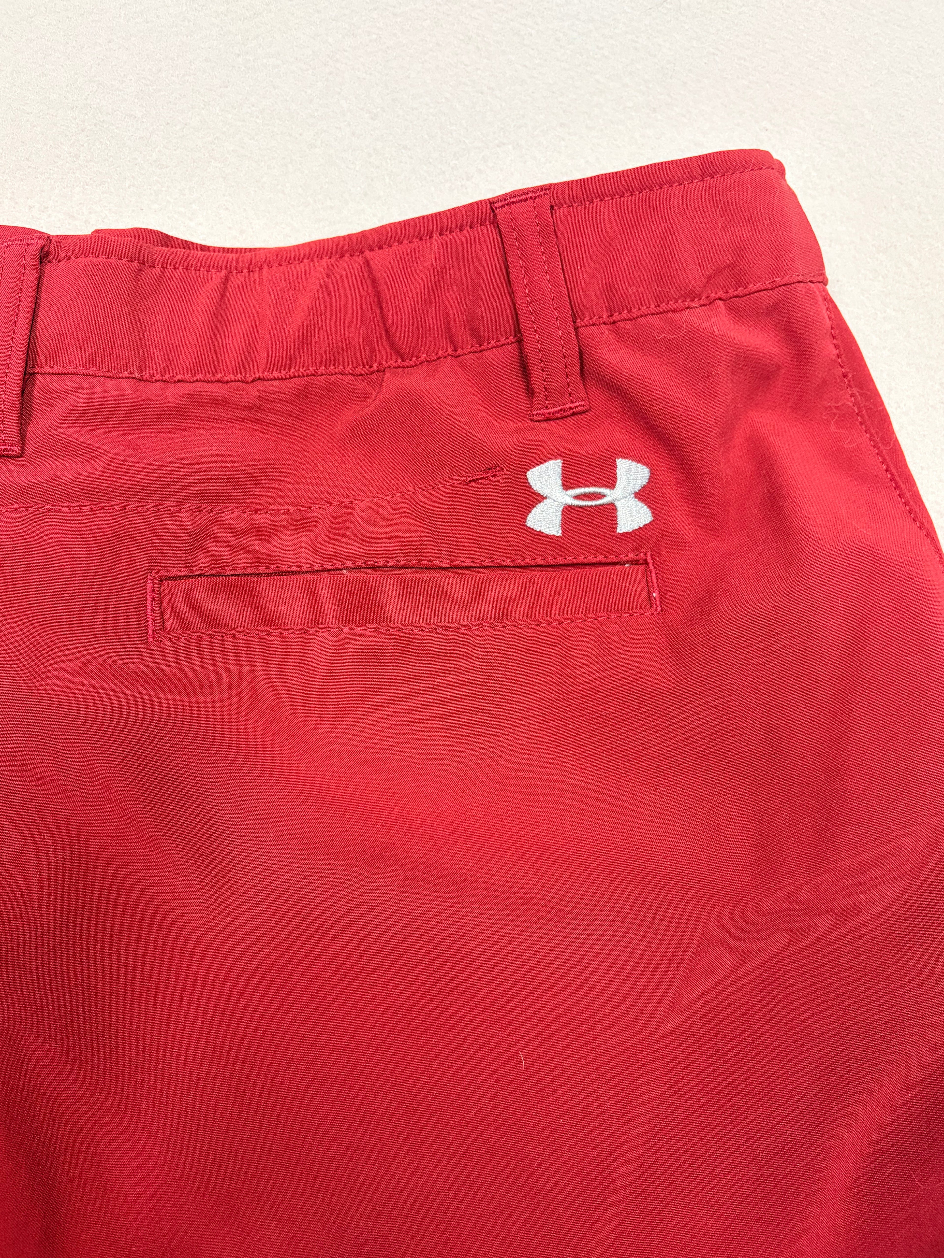 Under Armour Drive Tapered Golf Shorts Red YXL/JTG/XG