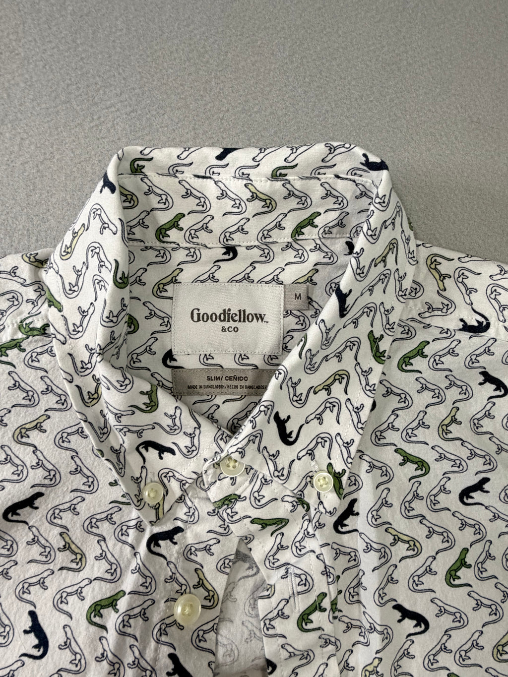 Goodfellow & Co Lizard Print Short Sleeve Button Up Shirt White M Men's