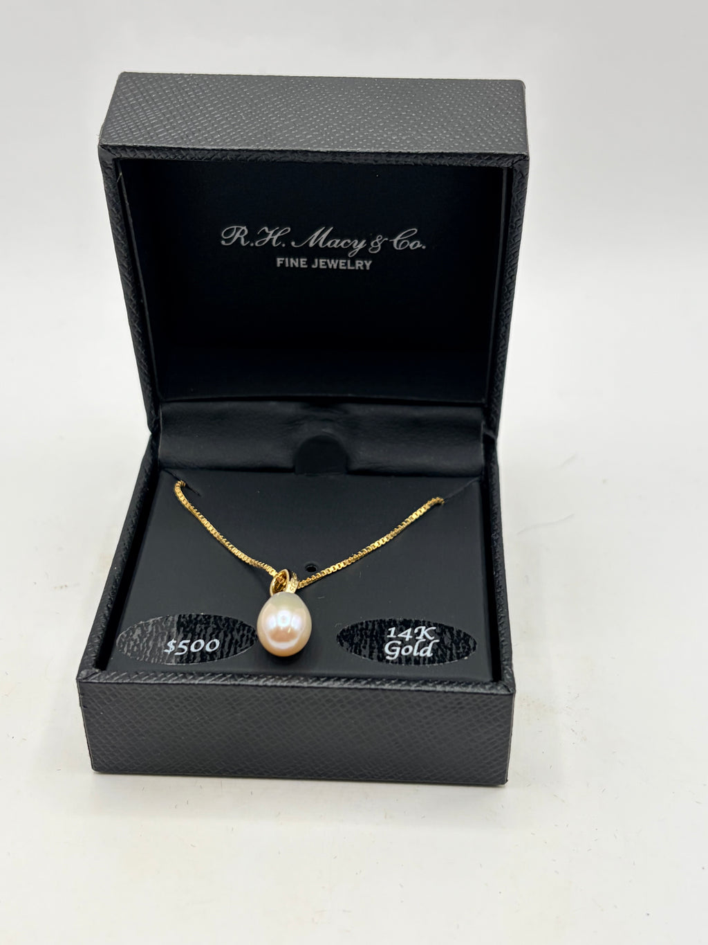 Macy's R.H. Macy & Co. 14K Gold Pearl Pendant Necklace Box Women's