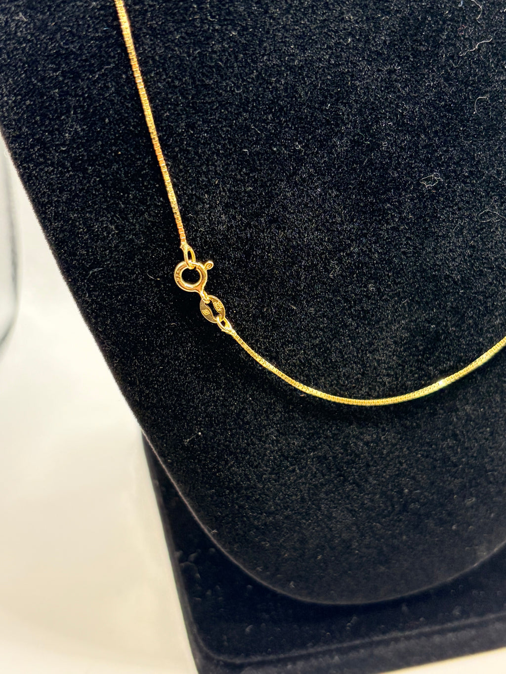Macy's R.H. Macy & Co. 14K Gold Pearl Pendant Necklace Box Women's