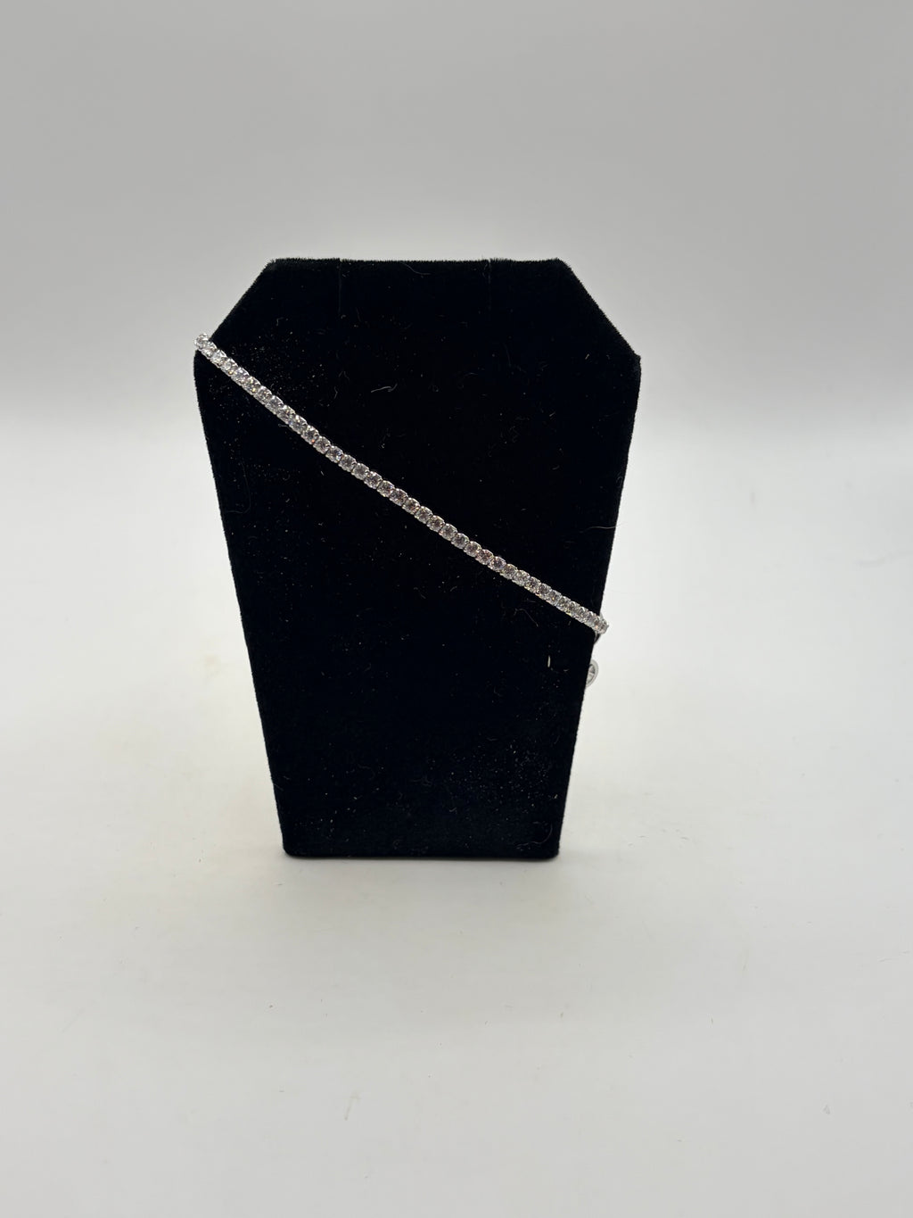 Michael Kors Pavé Stretch Tennis Bracelet - NWT