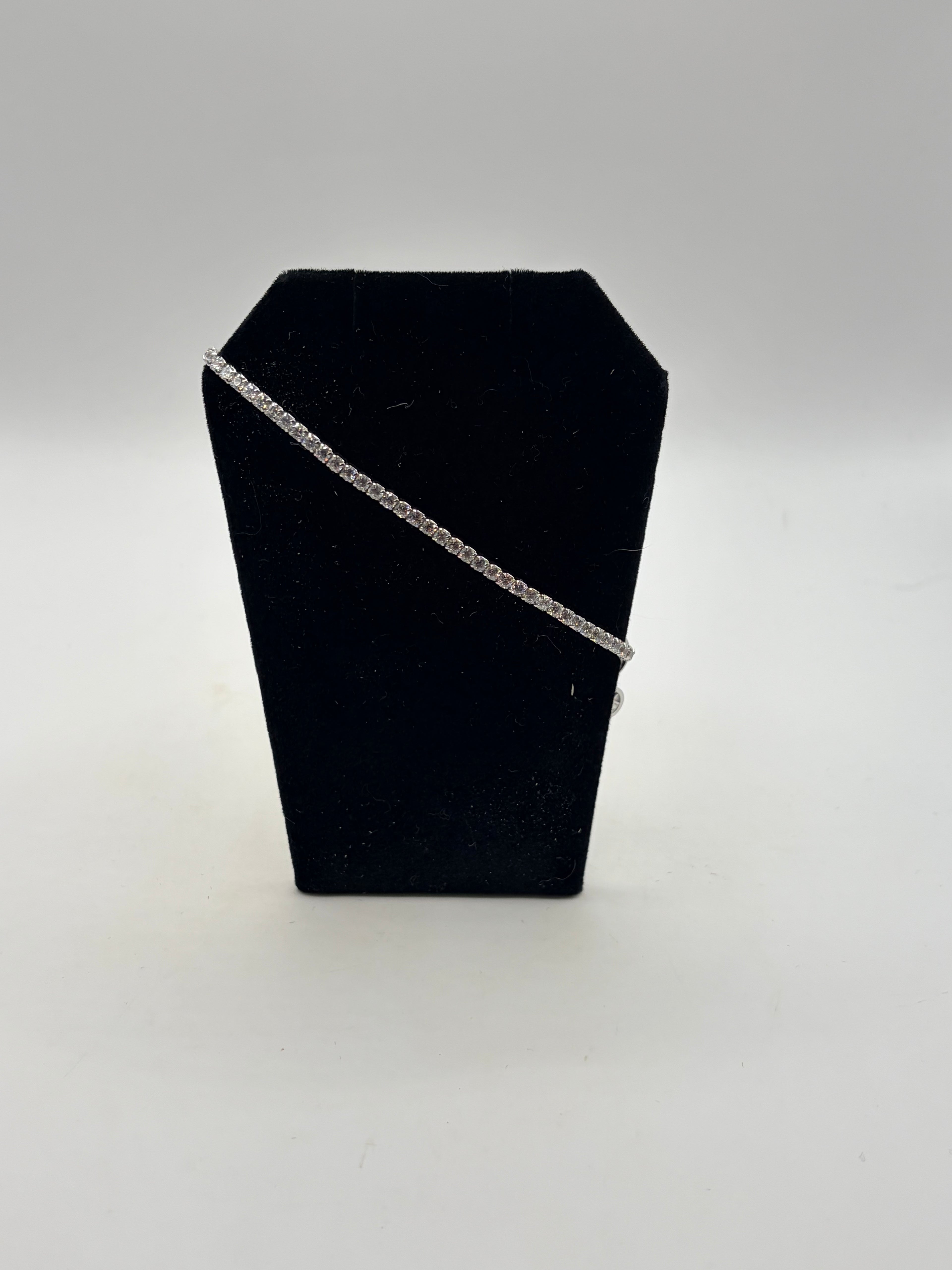 Michael Kors Pavé Stretch Tennis Bracelet - NWT