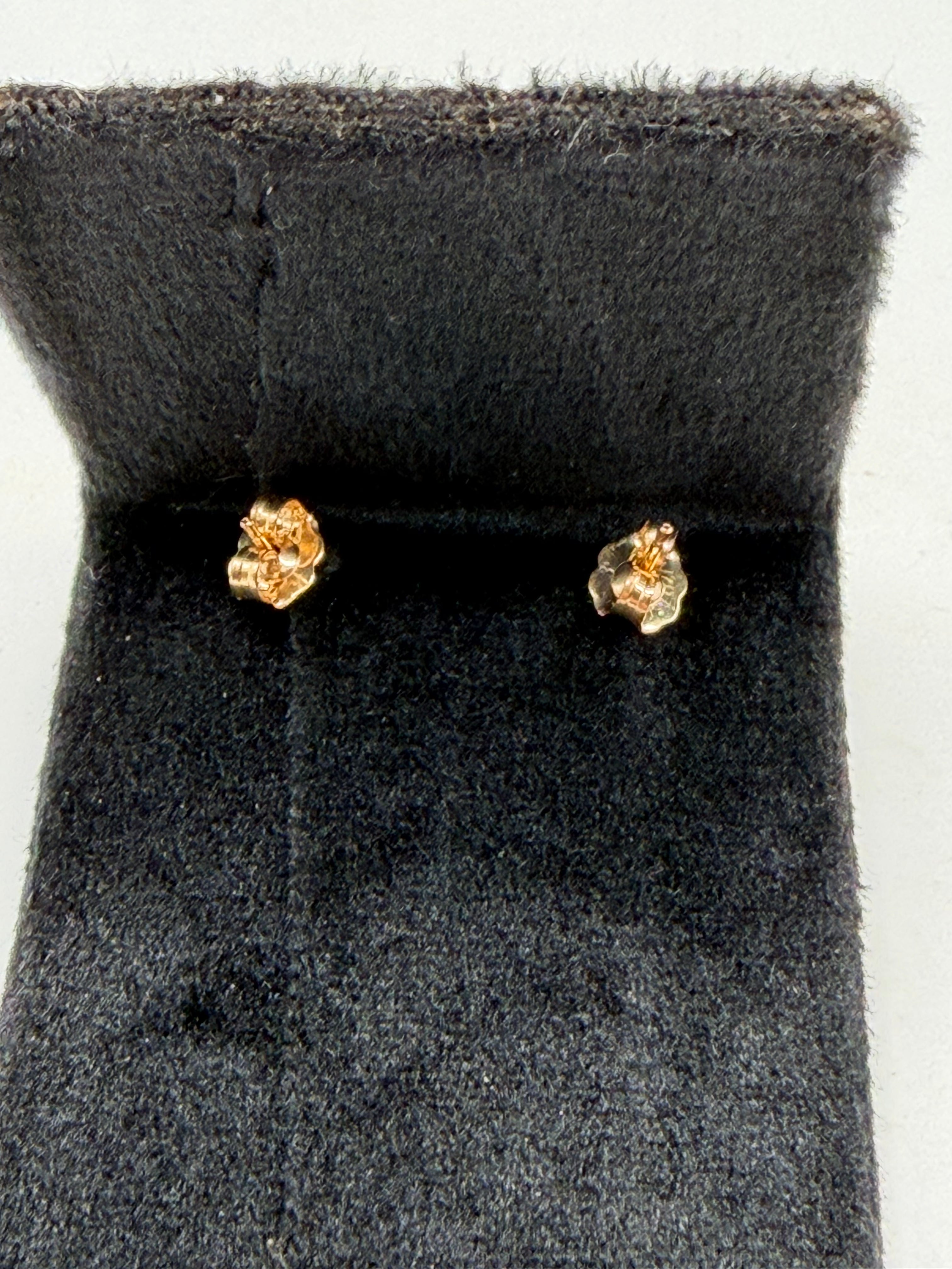R.H. Macy and Co. Fine Jewelry Belle de Mer White Pearl Stud Earrings in 14k Gold - NIB