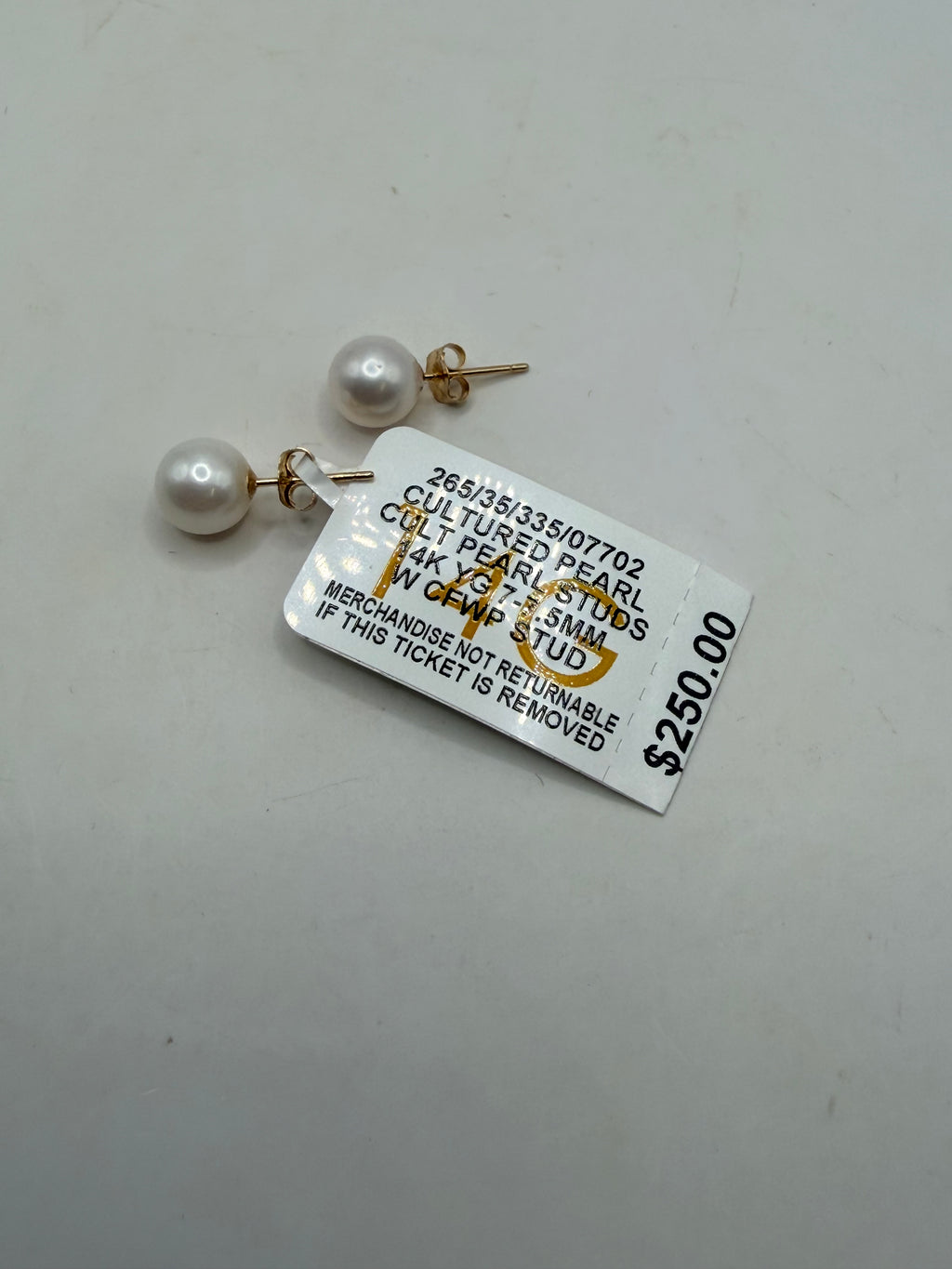 R.H. Macy and Co. Fine Jewelry Belle de Mer White Pearl Stud Earrings in 14k Gold - NIB