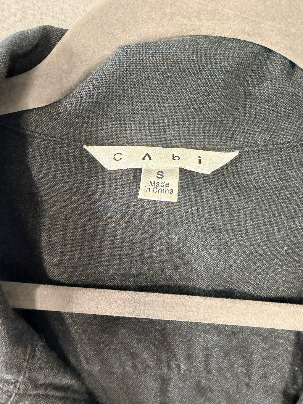 CURATED by Kira Cabi charcoal gray cotton blend utility jacket size S brand label detail