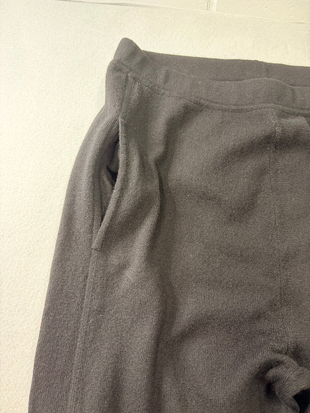 Saint Laurent 768442 YALL2 1000 Cashmere Jogger Pants Black L