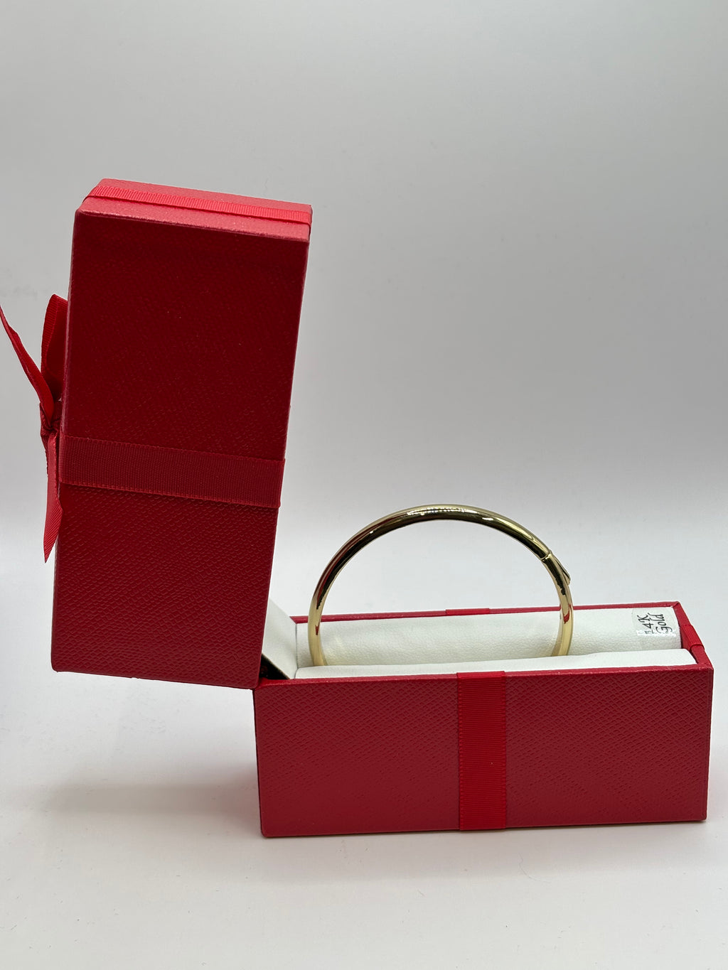 R.H. Macys Solid 14k Gold Polished Hinge Bangle Bracelet - New in Box - Retail $2600