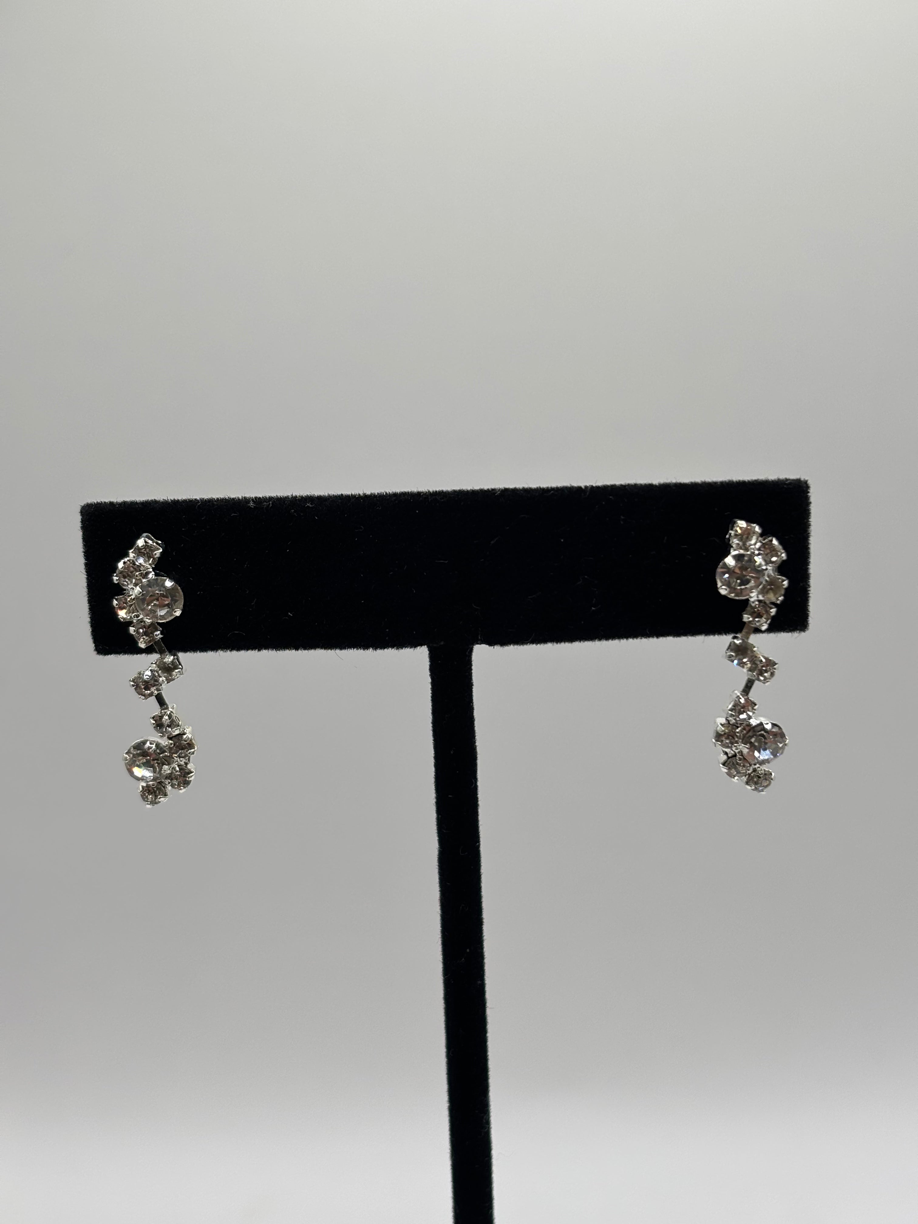 Sohi Opulent Stone Jewelry Set - New in Box - Silver Tone