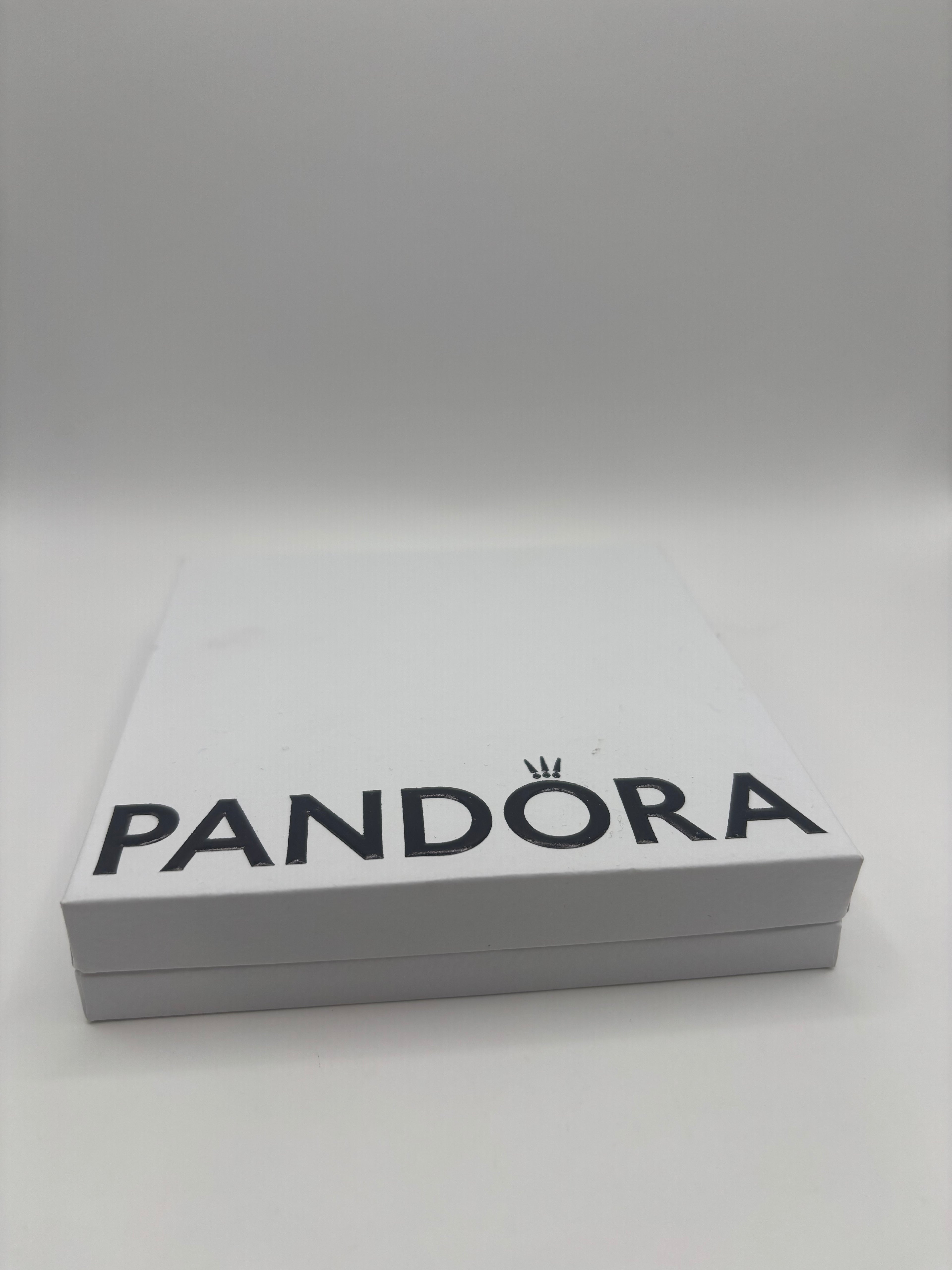 Pandora Moments Sparkling Snowflake Clasp Bangle in Rose Gold - New in Box