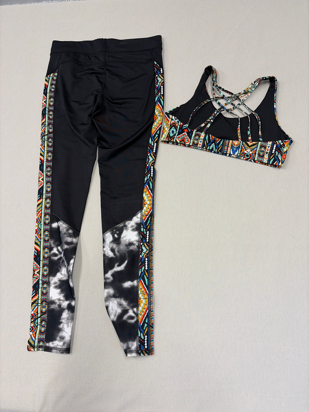 Mossimo Supply Co. Geometric Aztec Tie-Dye Active Leggings - Size M