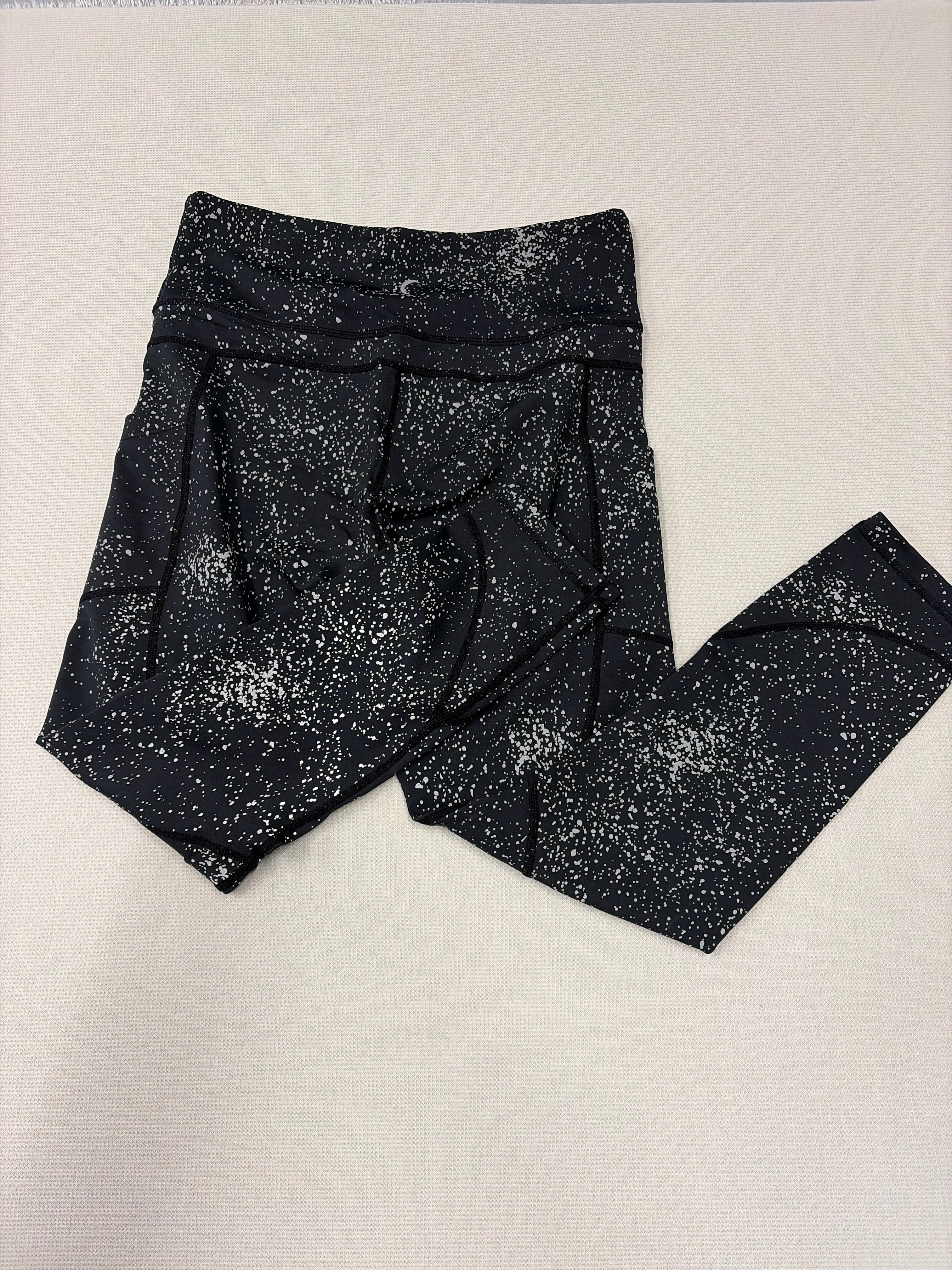 Zyia Active Black Reflective Light-n-Tight Hi-Rise Leggings Size 8-10