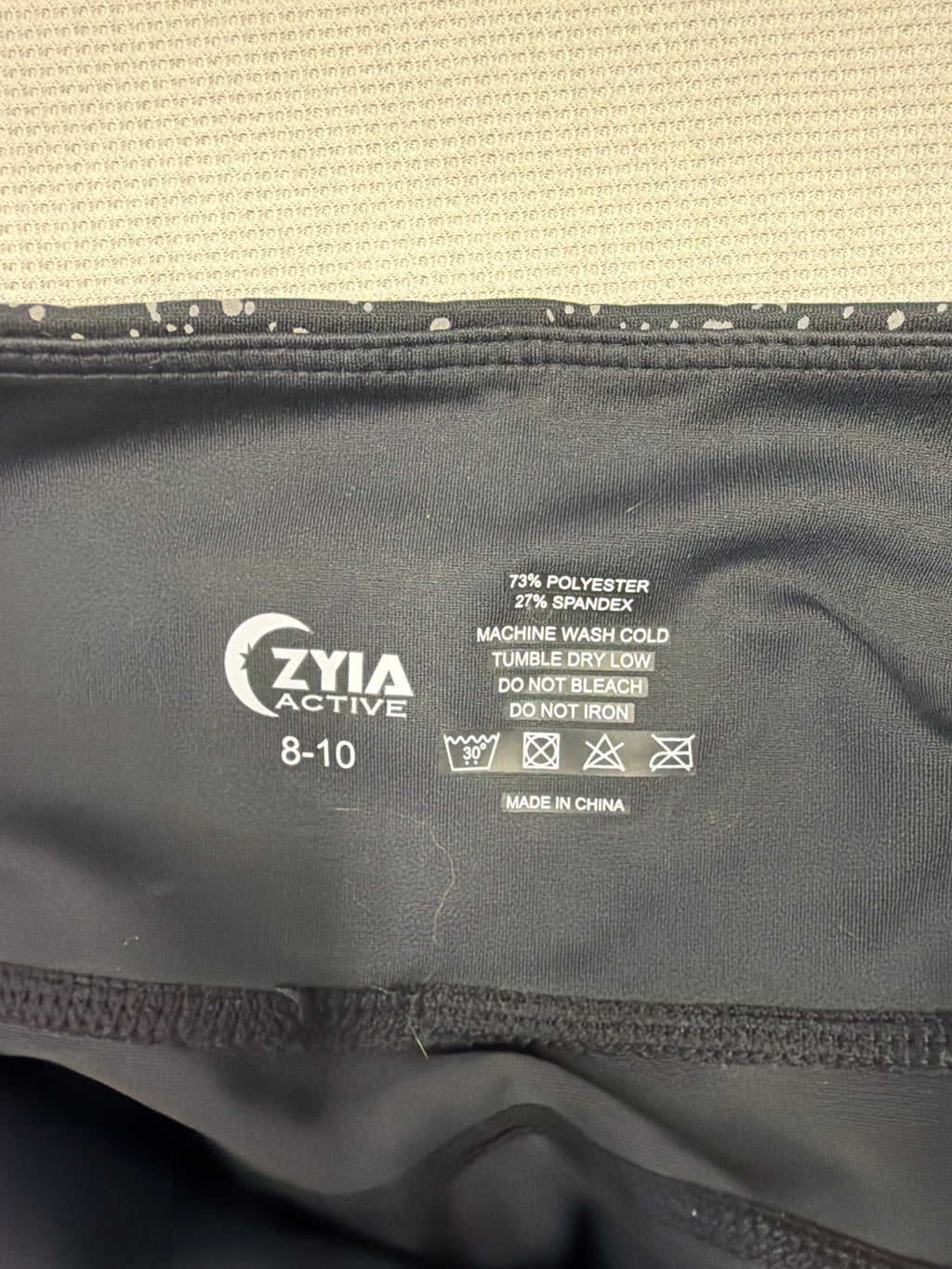 Zyia Active Black Reflective Light-n-Tight Hi-Rise Leggings Size 8-10