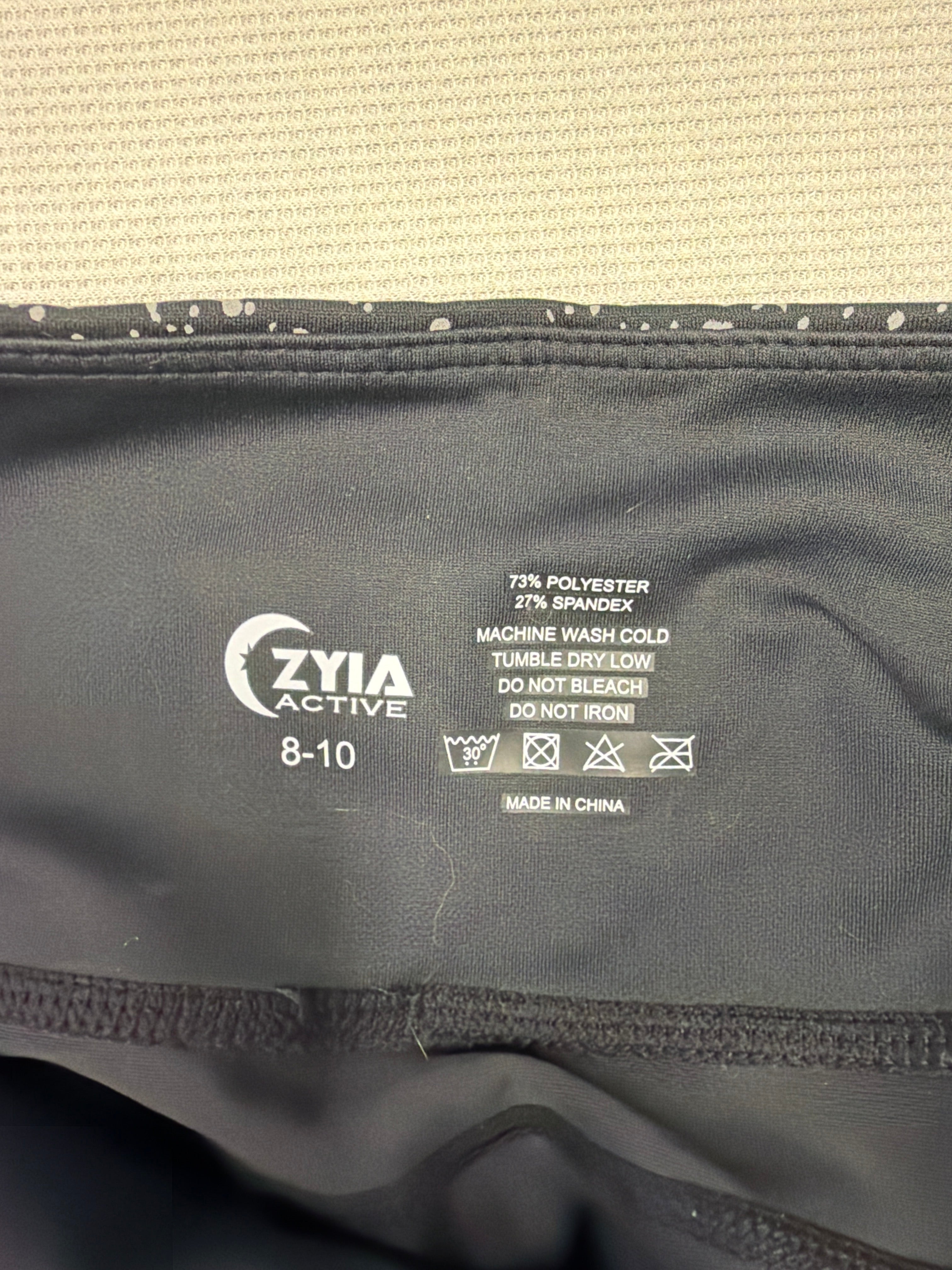 Zyia Active Black Reflective Light-n-Tight Hi-Rise Leggings Size 8-10
