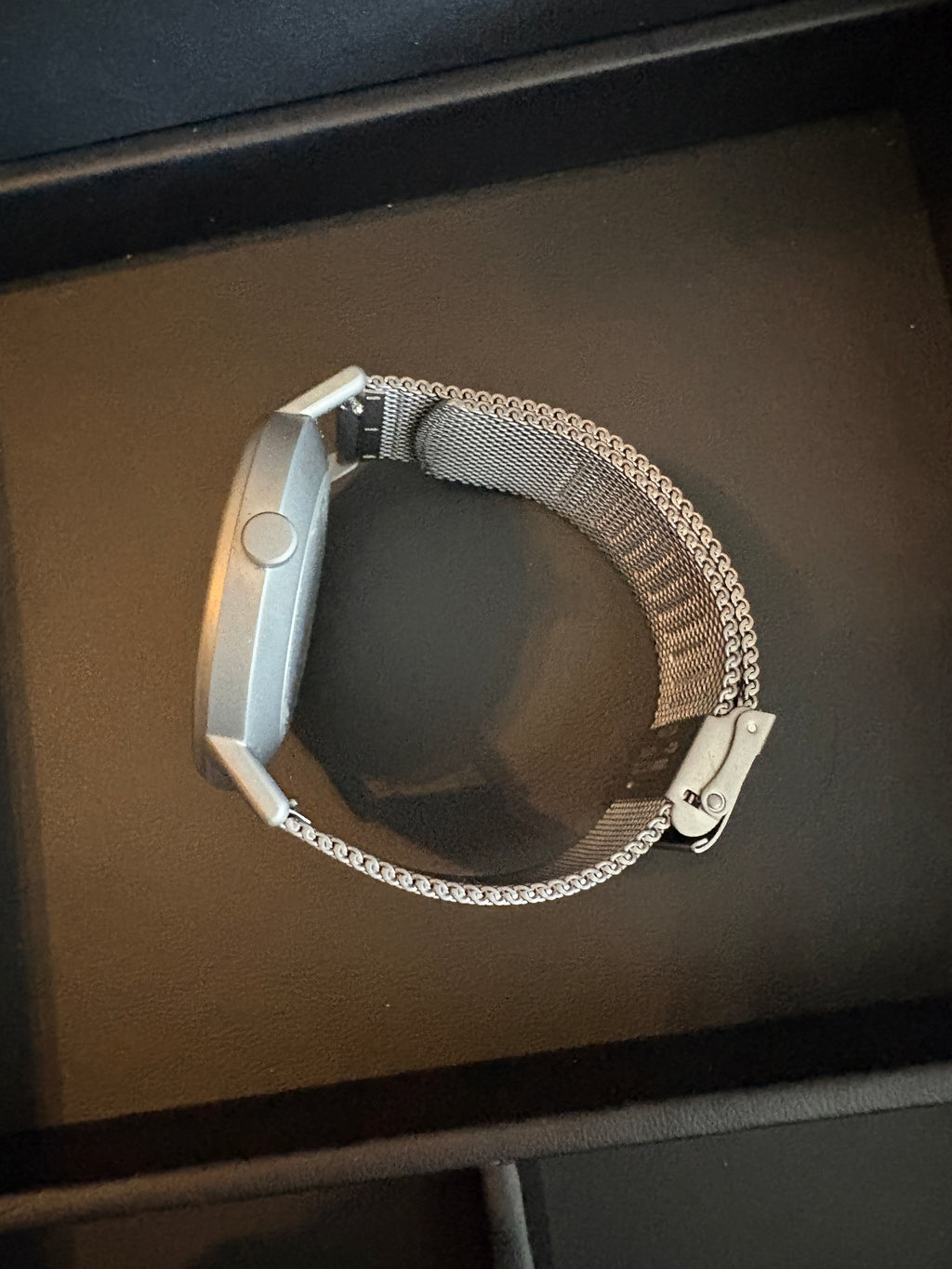 Skagen Kuppel SKW6891 44mm Charcoal Mesh Minimalist Danish Design Watch (Copy)