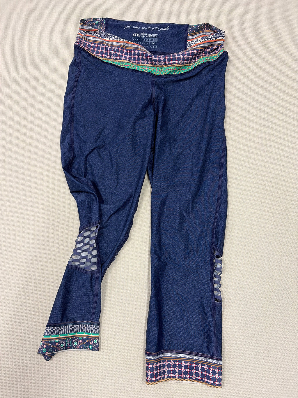 Marika High-Rise Mixed Pattern Capri Mesh Leggings Size M