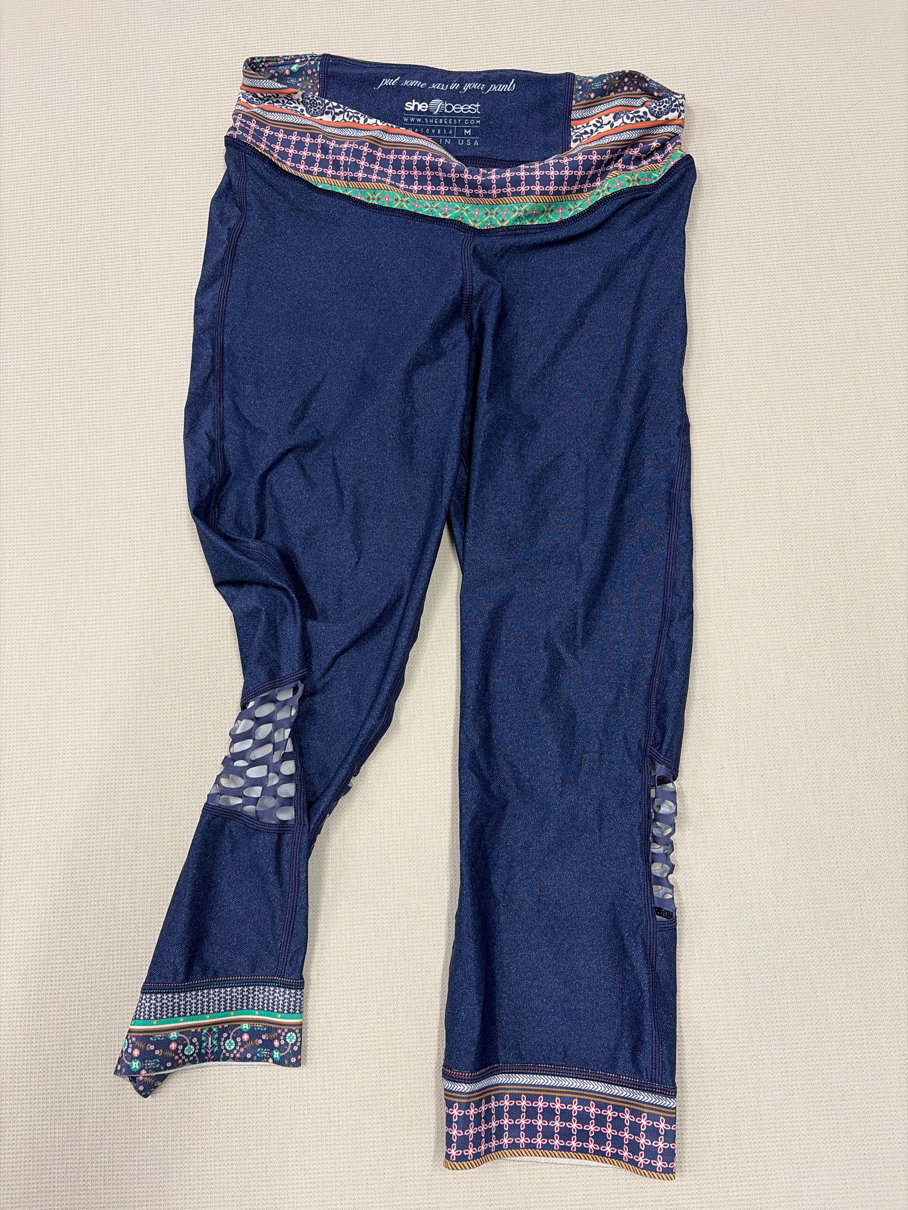 Marika High-Rise Mixed Pattern Capri Mesh Leggings Size M