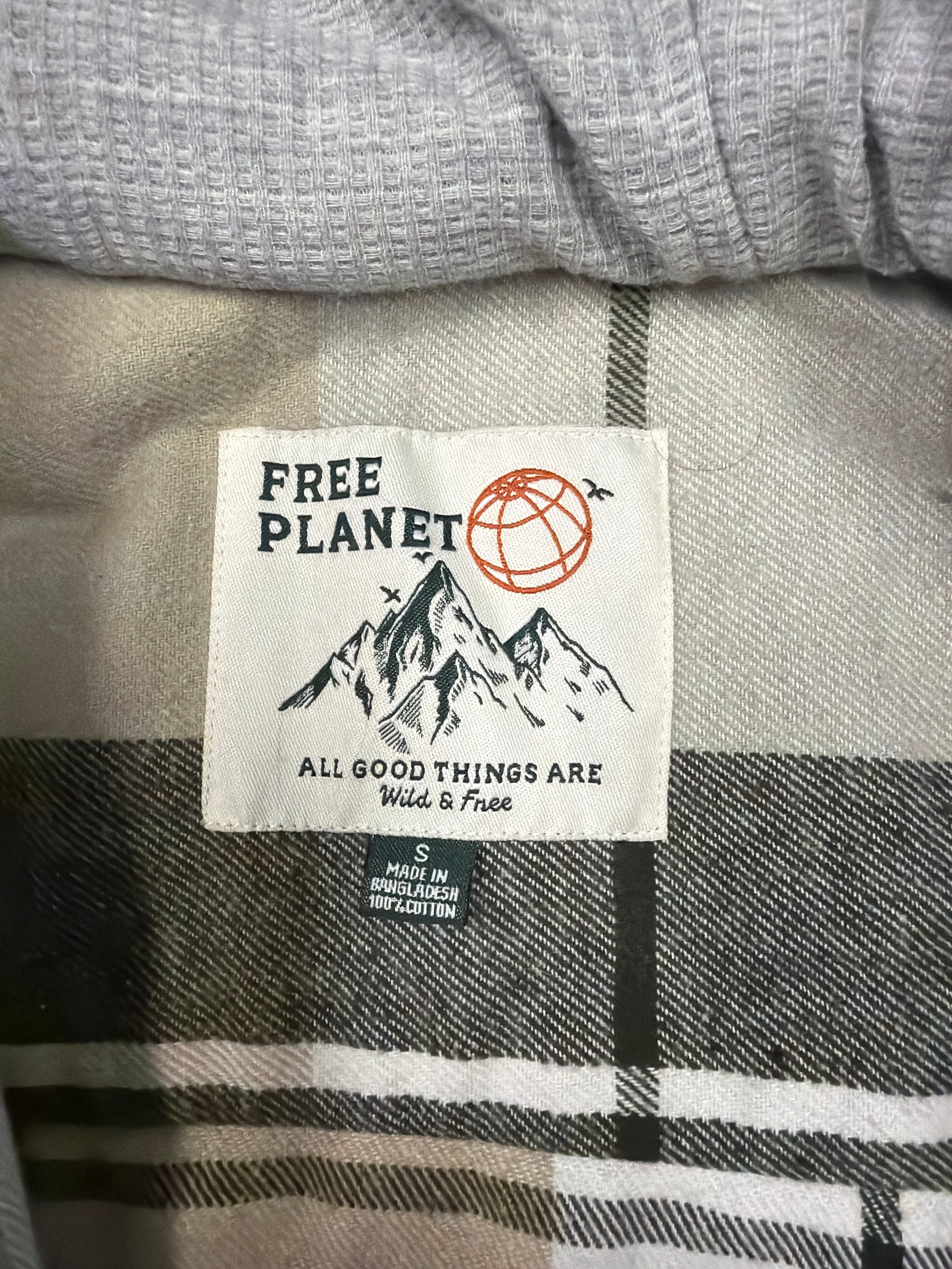 Free Planet Plaid Flannel Hooded Shirt Jacket - Size S - New