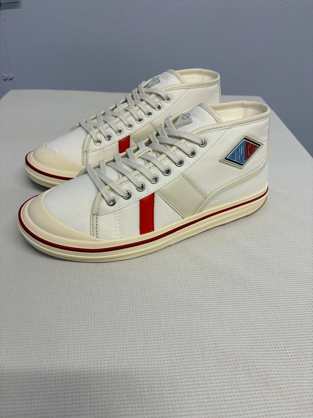 6843 - Bottega Veneta White Canvas Platform Sneakers Lace Up - Size 41 - New in Box