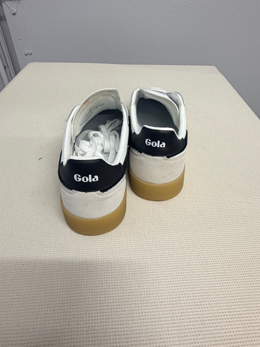 Gola Classics Women's Viper Leather Sneakers - Size 40 - New