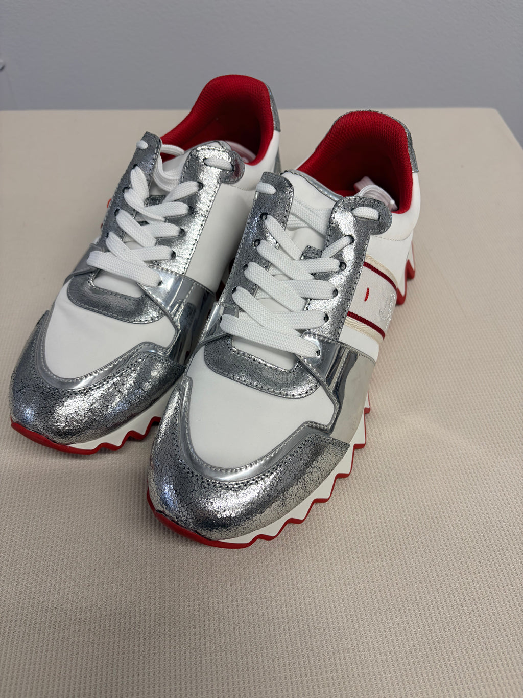 Christian Louboutin Nastroshark Low Top Sneaker - SIze 41 - New