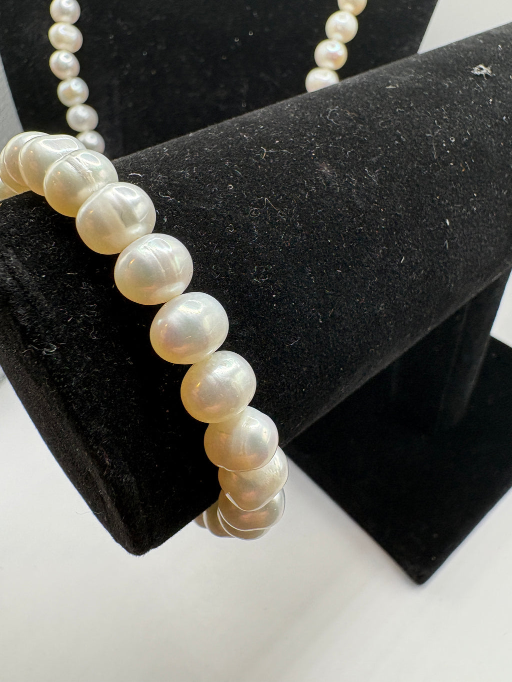 Genuine Pearl Necklace and Stretch Bracelet Set - NWOT - Retail $500