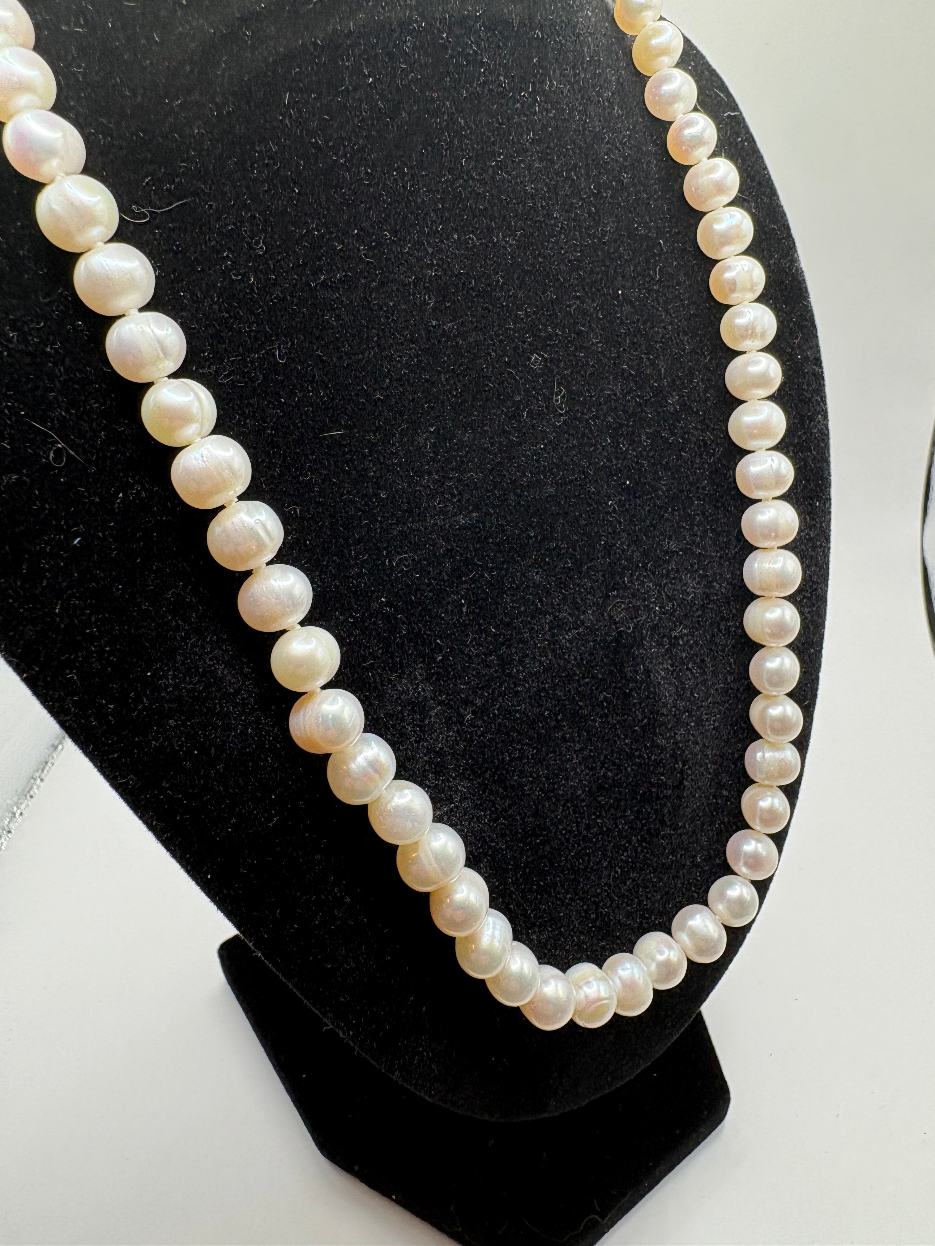 Genuine Pearl Necklace and Stretch Bracelet Set - NWOT - Retail $500