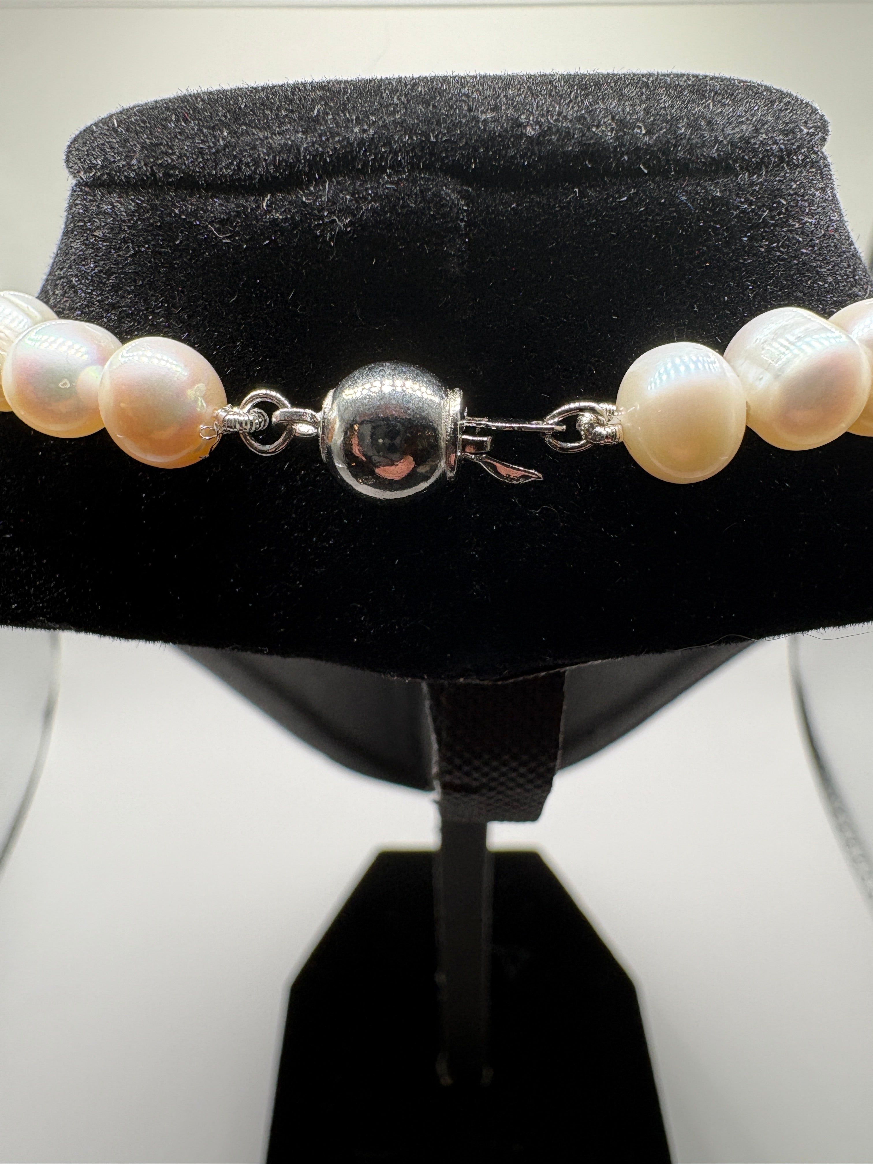 Genuine Pearl Necklace and Stretch Bracelet Set - NWOT - Retail $500