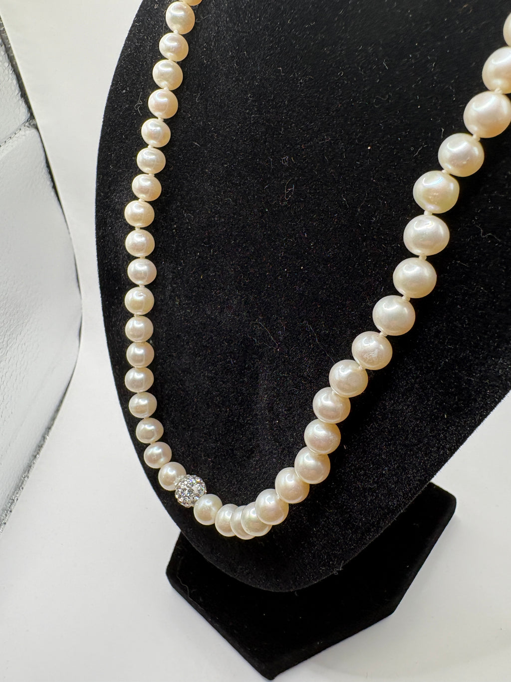 Genuine Hand-knotted Pearl Strand Necklace with Pave Crystal Accent Bead - NWT