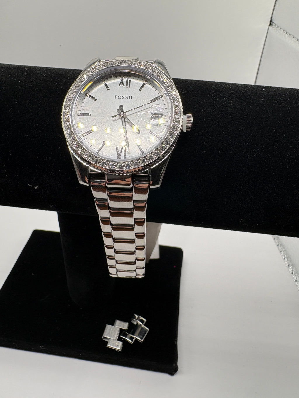 Fossil Women's Scarlette Silver Dial Watch - ES4317 - One Size - Silver