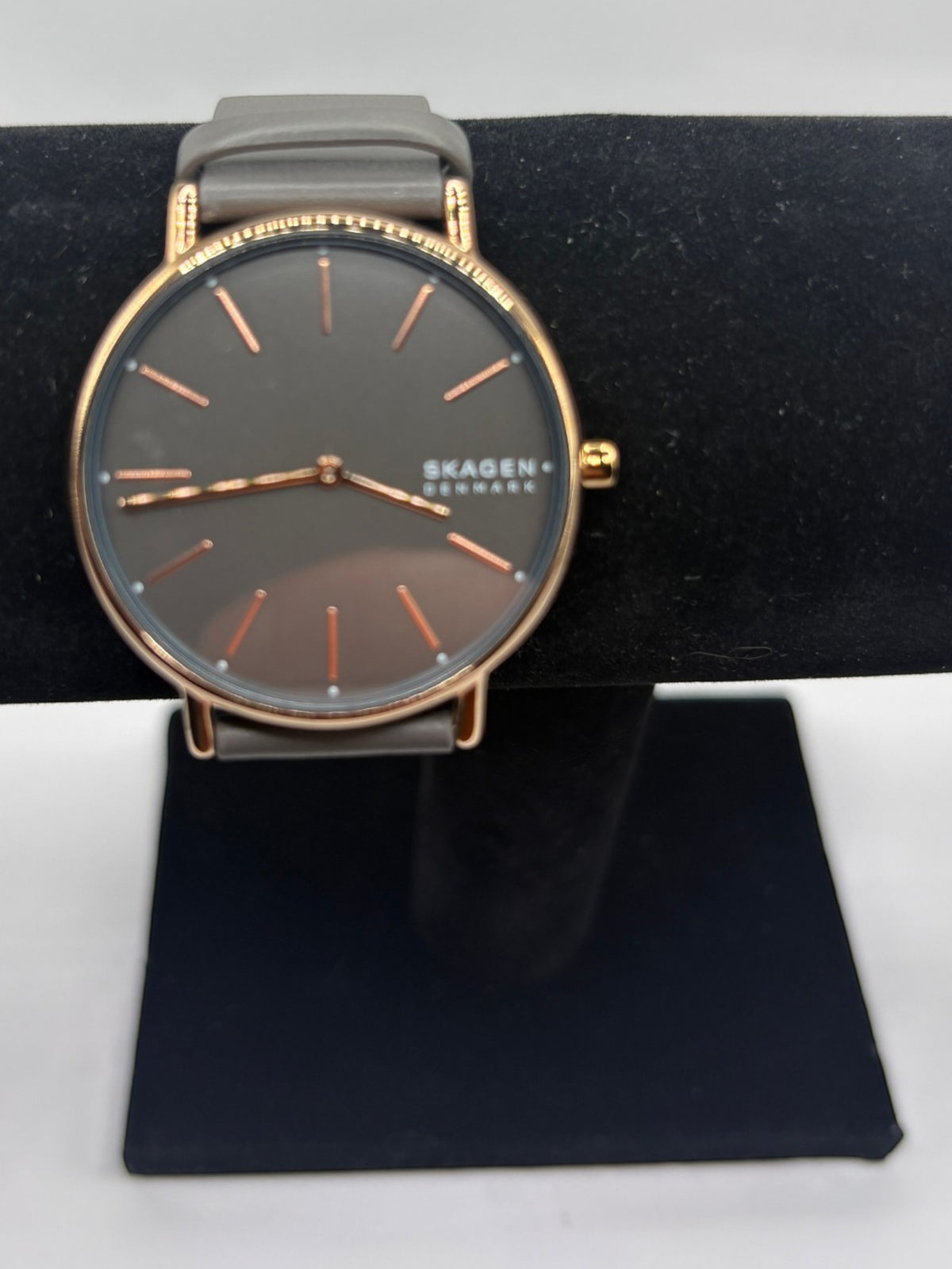 Skagen Women's Signatur Charcoal Leather Strap Watch 38mm