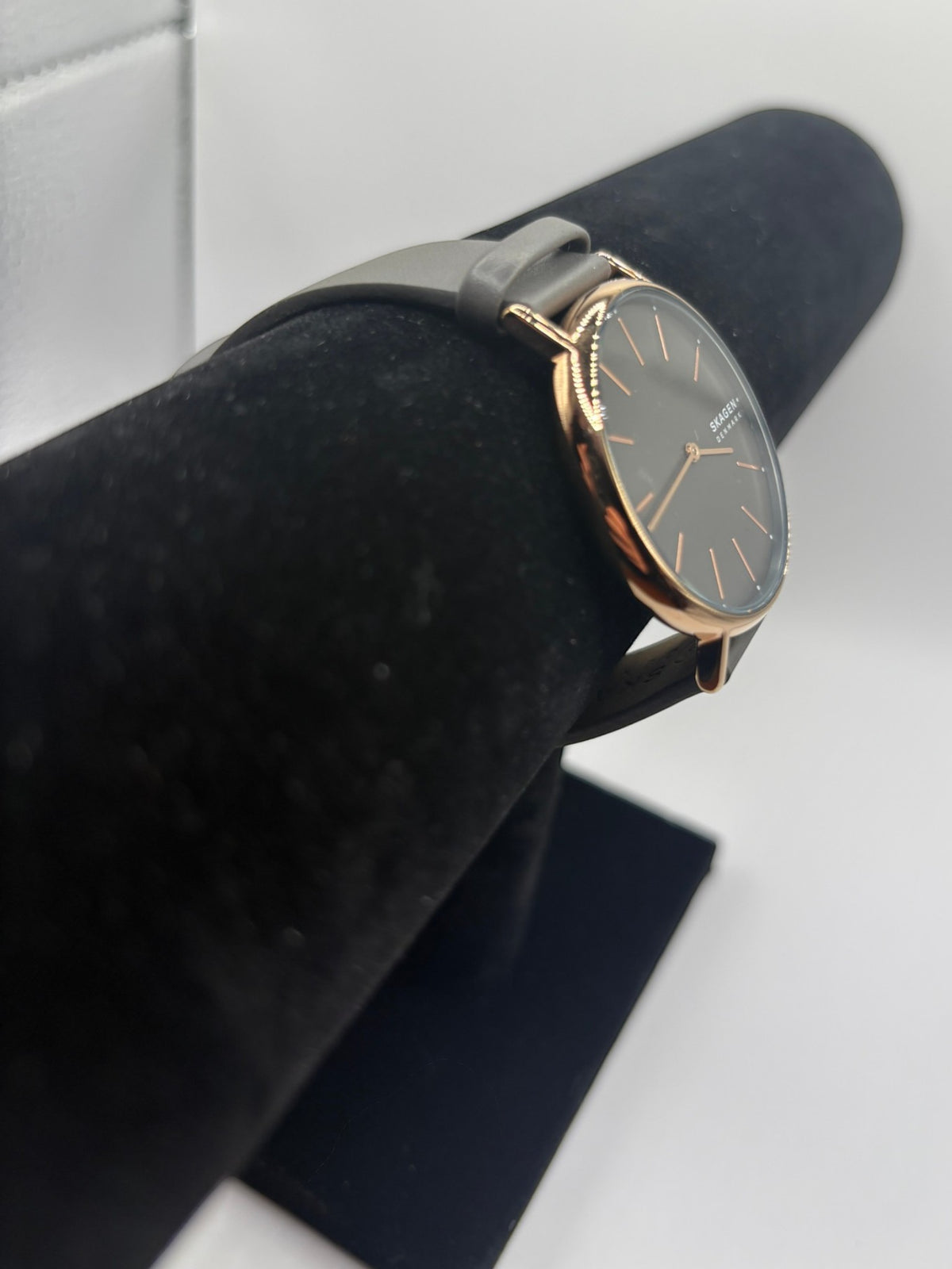 Skagen Women's Signatur Charcoal Leather Strap Watch 38mm
