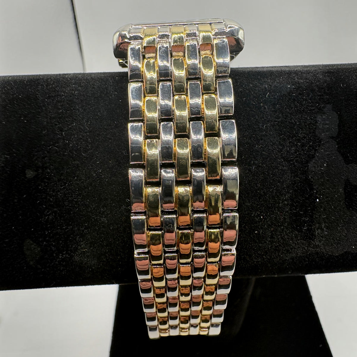Folio Women's Three Hand Two-Tone Alloy Watch 25mm