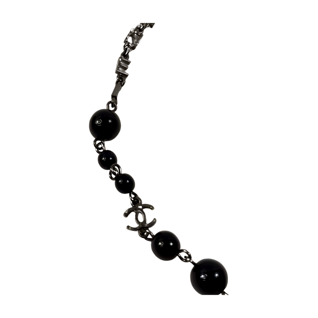 6750 - Chanel Interlocking CC Coco Mark Black Bead Necklace