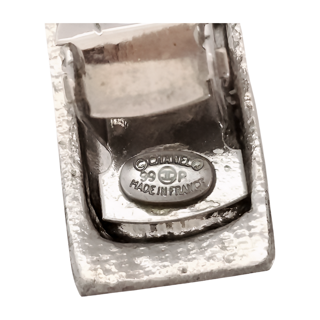 6504 - Chanel Logo Silver Barrette - Silver