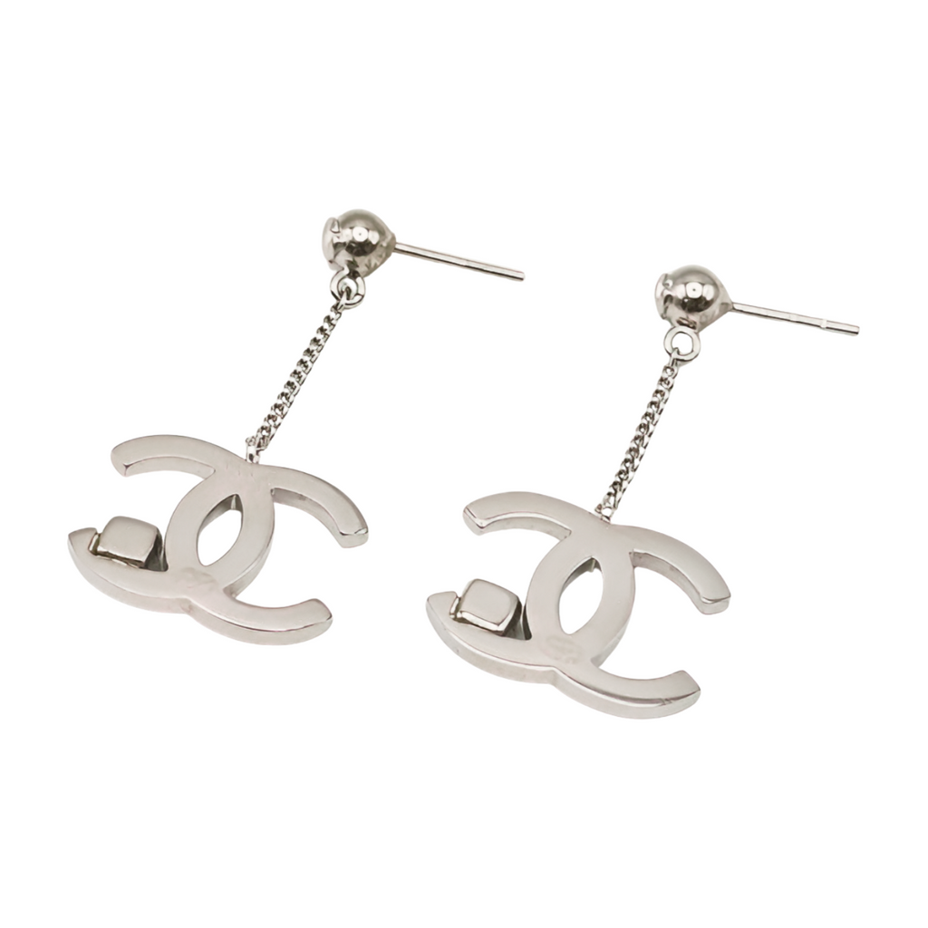 6772 - Chanel Drop Earrings Silver - Chanel Earring(S) / Silver / Very Good