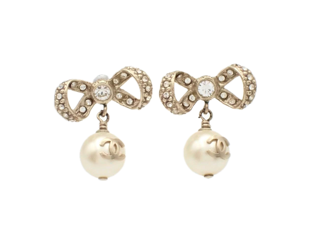 6811 - Chanel CC Pearl Ribbon Bow Earrings - Gold Tone & Crystal