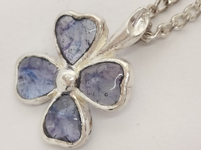 6814 - Chanel Silver Clover Pendant Necklace Blue Purple Resin