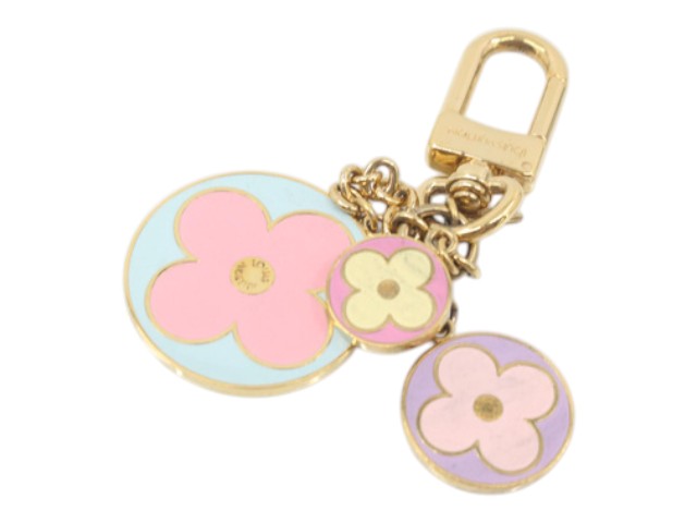 7543 - Louis Vuitton Monogram Charm Gold
