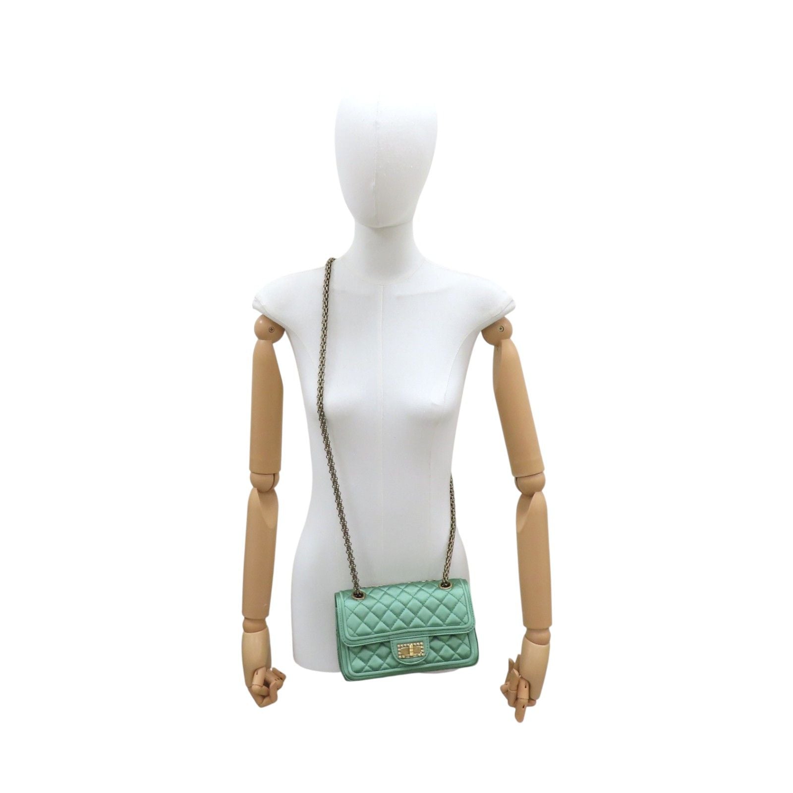 6936 - Chanel Quilted Satin 2.55 Reissue Flap Green