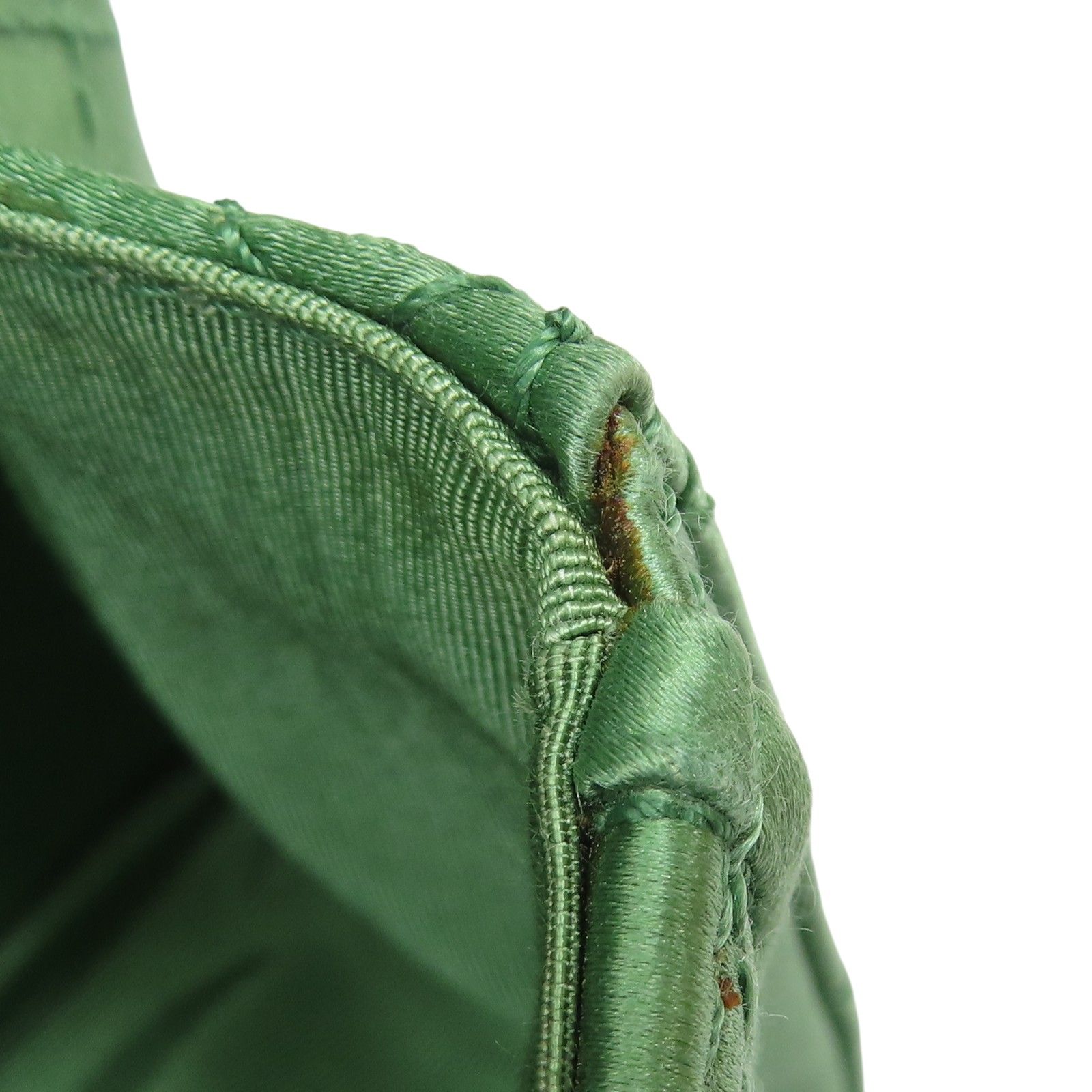 6936 - Chanel Quilted Satin 2.55 Reissue Flap Green