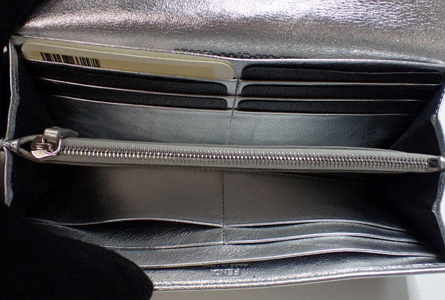 6387 - Fendi FF Logo Bifold Long Wallet - Silver & Monogram