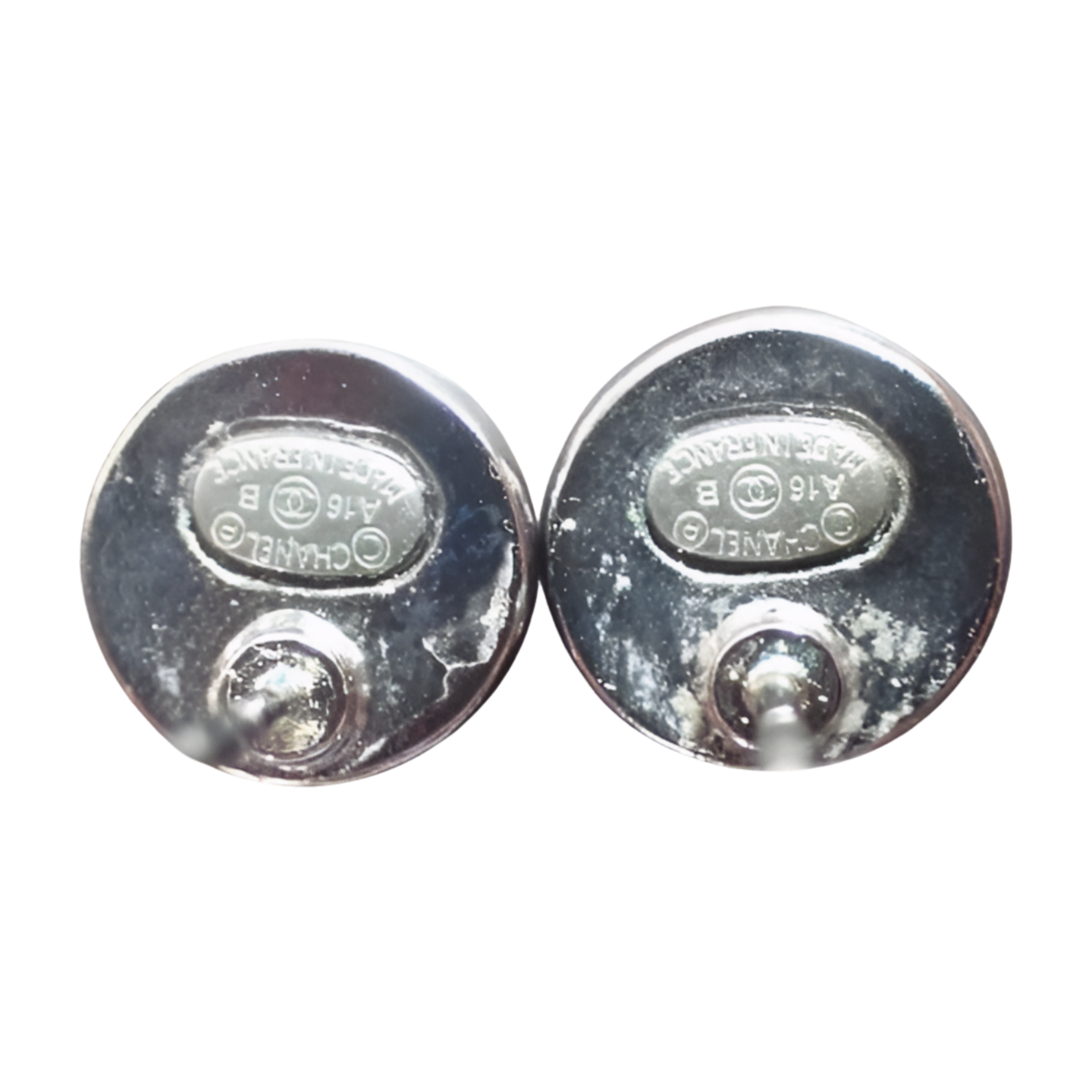 6462 - Chanel Coco Button Earrings Silver