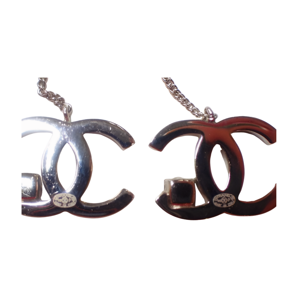 6772 - Chanel Drop Earrings Silver - Chanel Earring(S) / Silver / Very Good