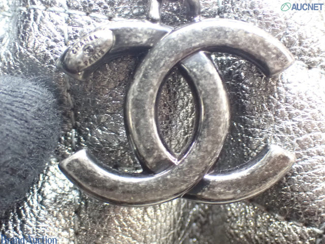 7503 - Chanel Banane Matelasse Caviar Leather Waist Bum Bag Silver