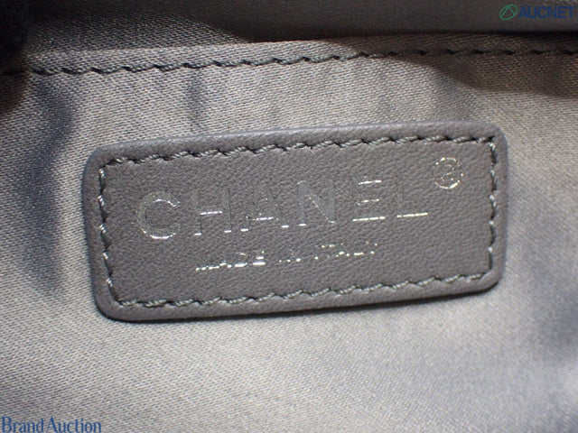 7503 - Chanel Banane Matelasse Caviar Leather Waist Bum Bag Silver