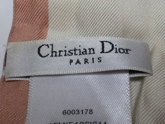 7519 - Christian Dior Flower Motif Mitzah 100% Silk Twilly Scarf