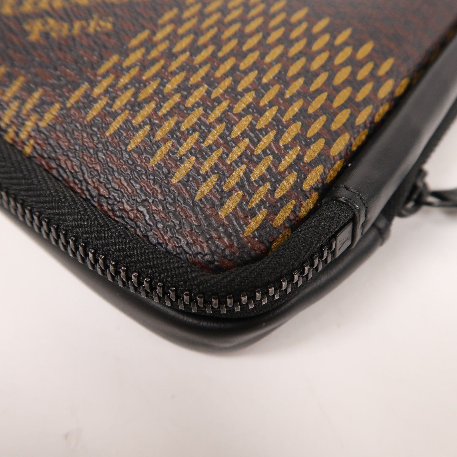 LOUIS VUITTON x Nigo Damier Phone Pouch Wallet