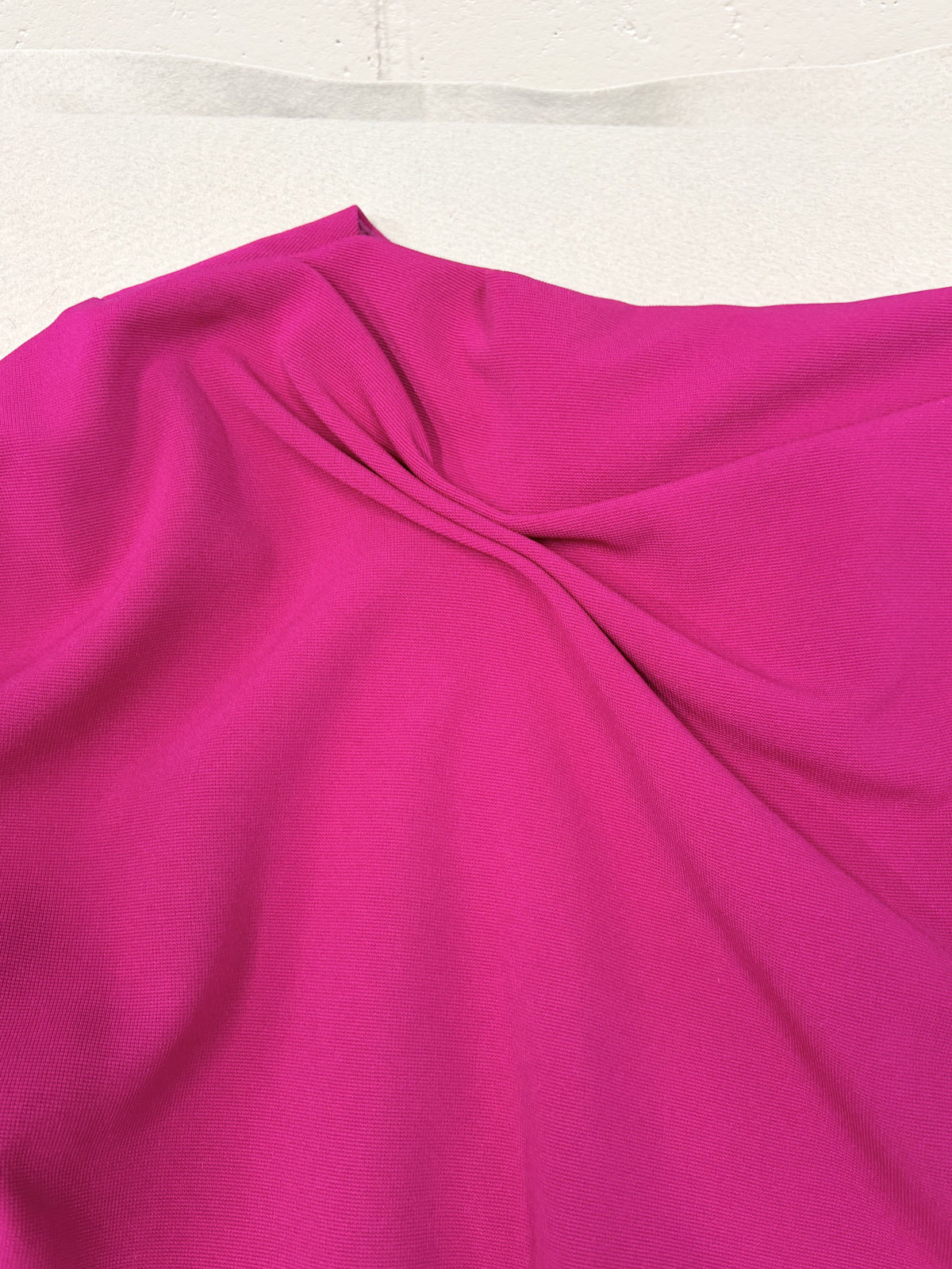 Badgley Mischka Bateau Neckline Knee-Length Dress Magenta M Women's - Image 2