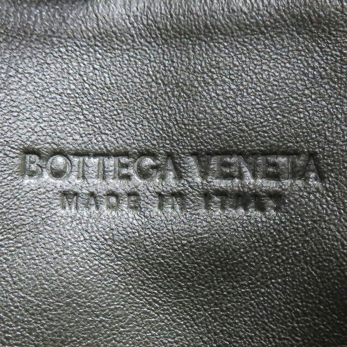 6042 - Bottega Veneta Intrecciato Padded Clutch Dark Green - Image 17